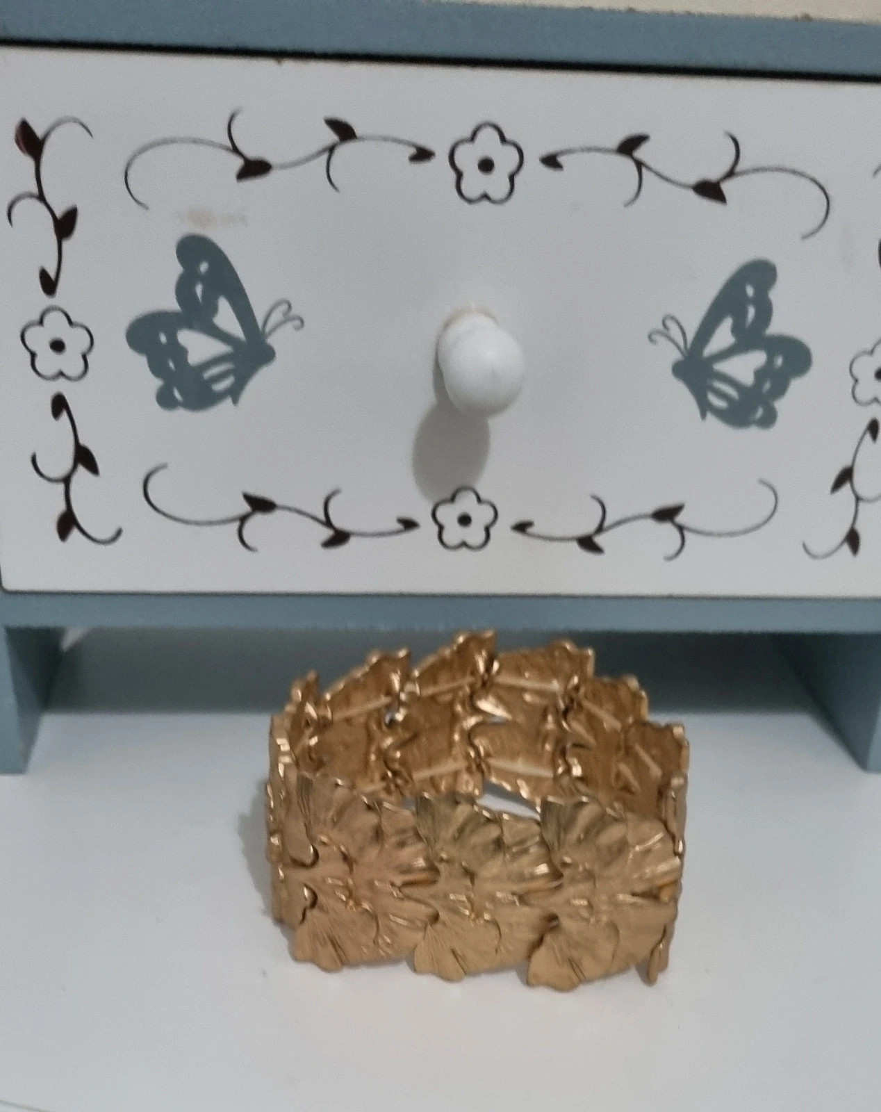 Pulsera dorada🌺 – Fórmula Joven 3