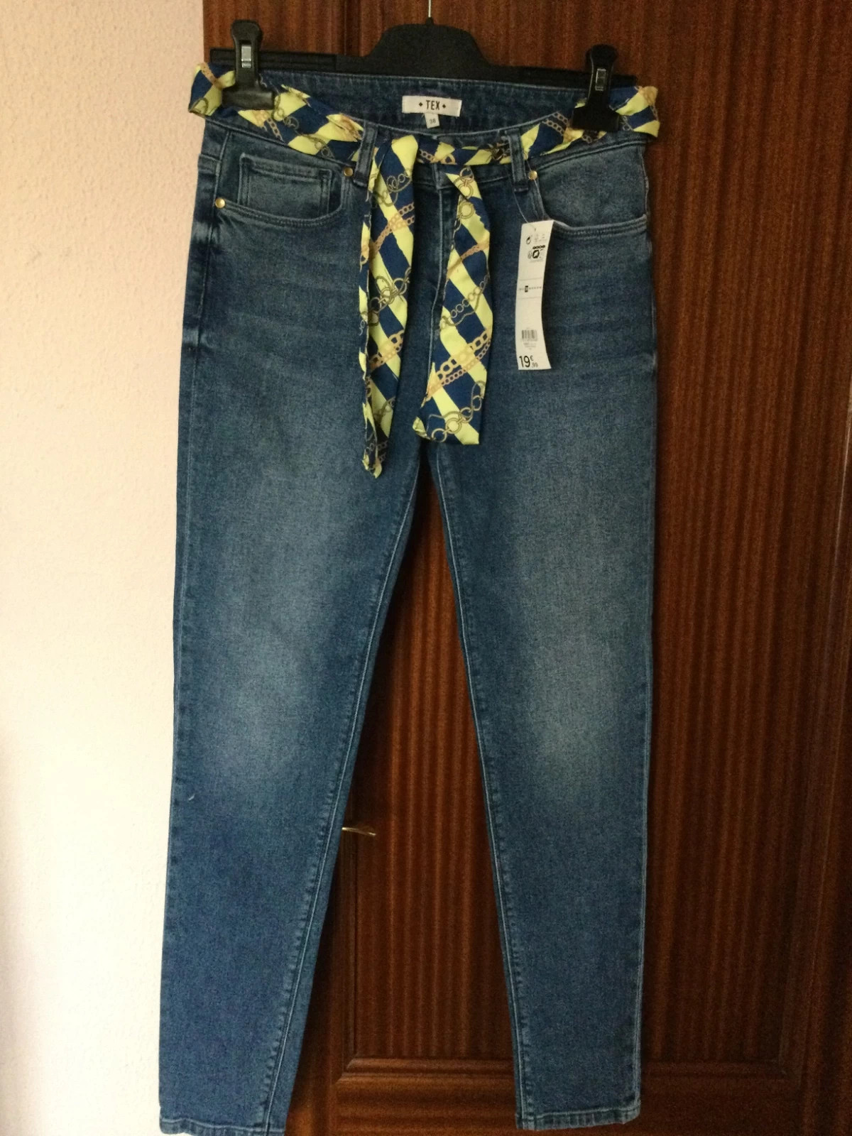 Pantalón vaquero con cinturón 🌈 – TEX – taille M / 38 / 10 3