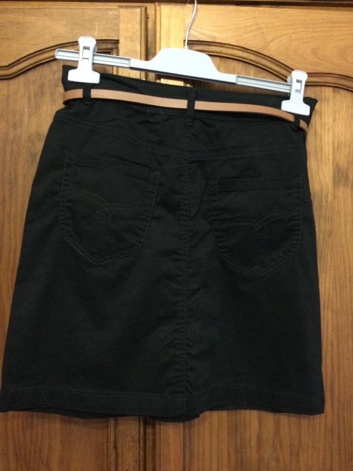 Bonita falda negra con cinturón 🌺 – Unit – taille S / 36 / 8 2