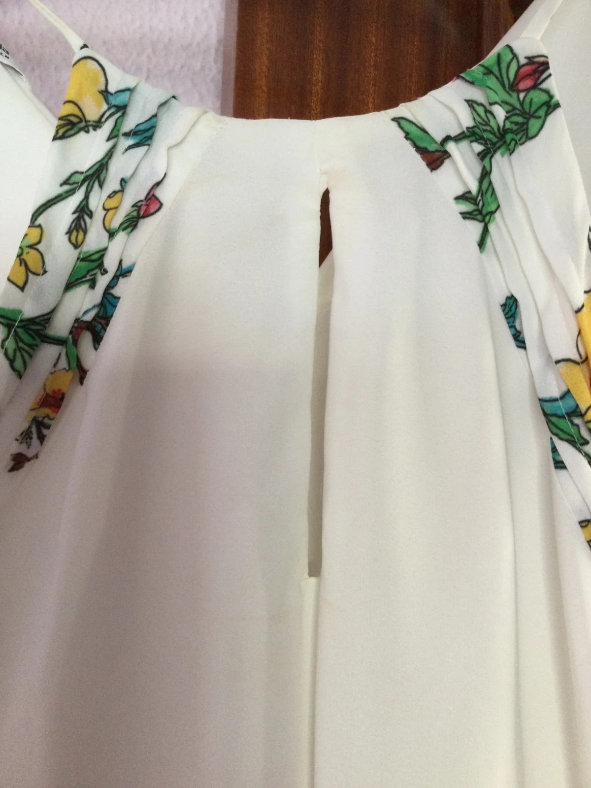 Elegante vestido de flores🌹 – Fórmula Joven – taille M / 38 / 10 4