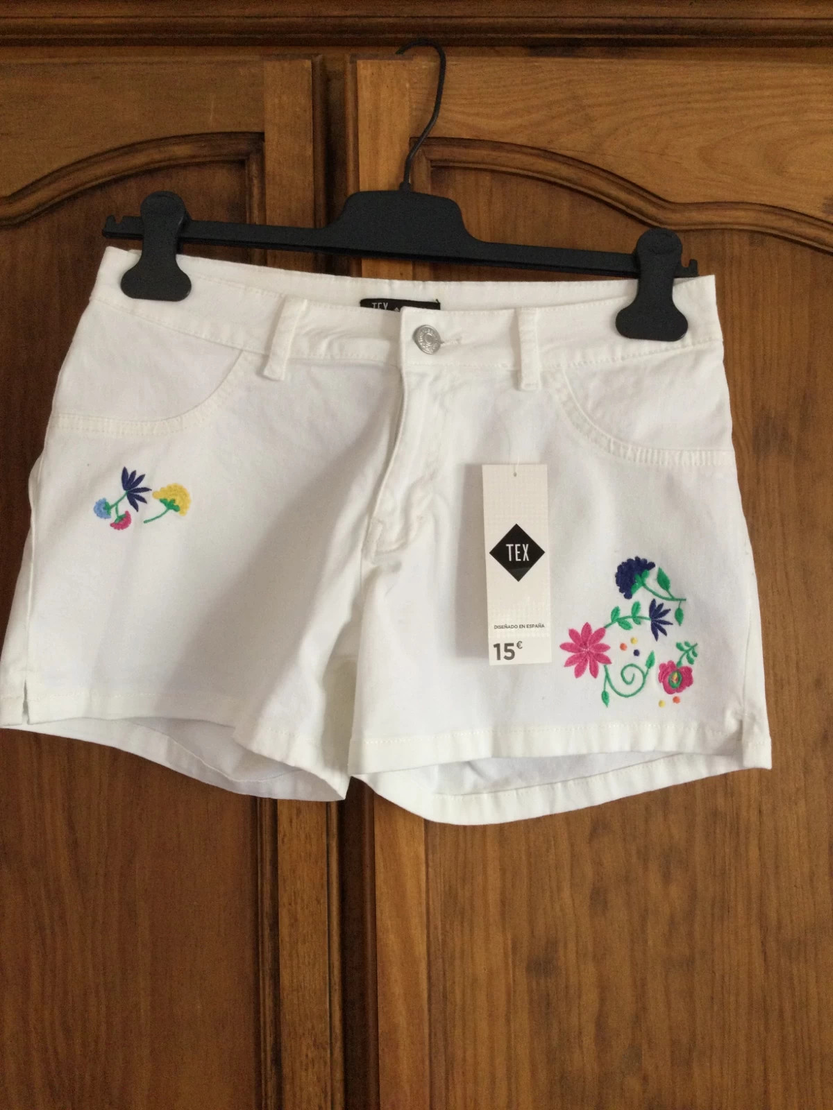 Lote precioso short bordado🌈 – TEX – taille M / 38 / 10 4