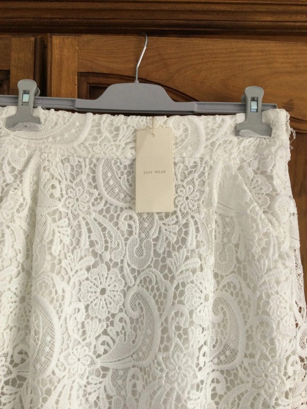 ⭐Preciosa falda de encaje⭐ – El Corte Inglés – taille S / 36 / 8 5