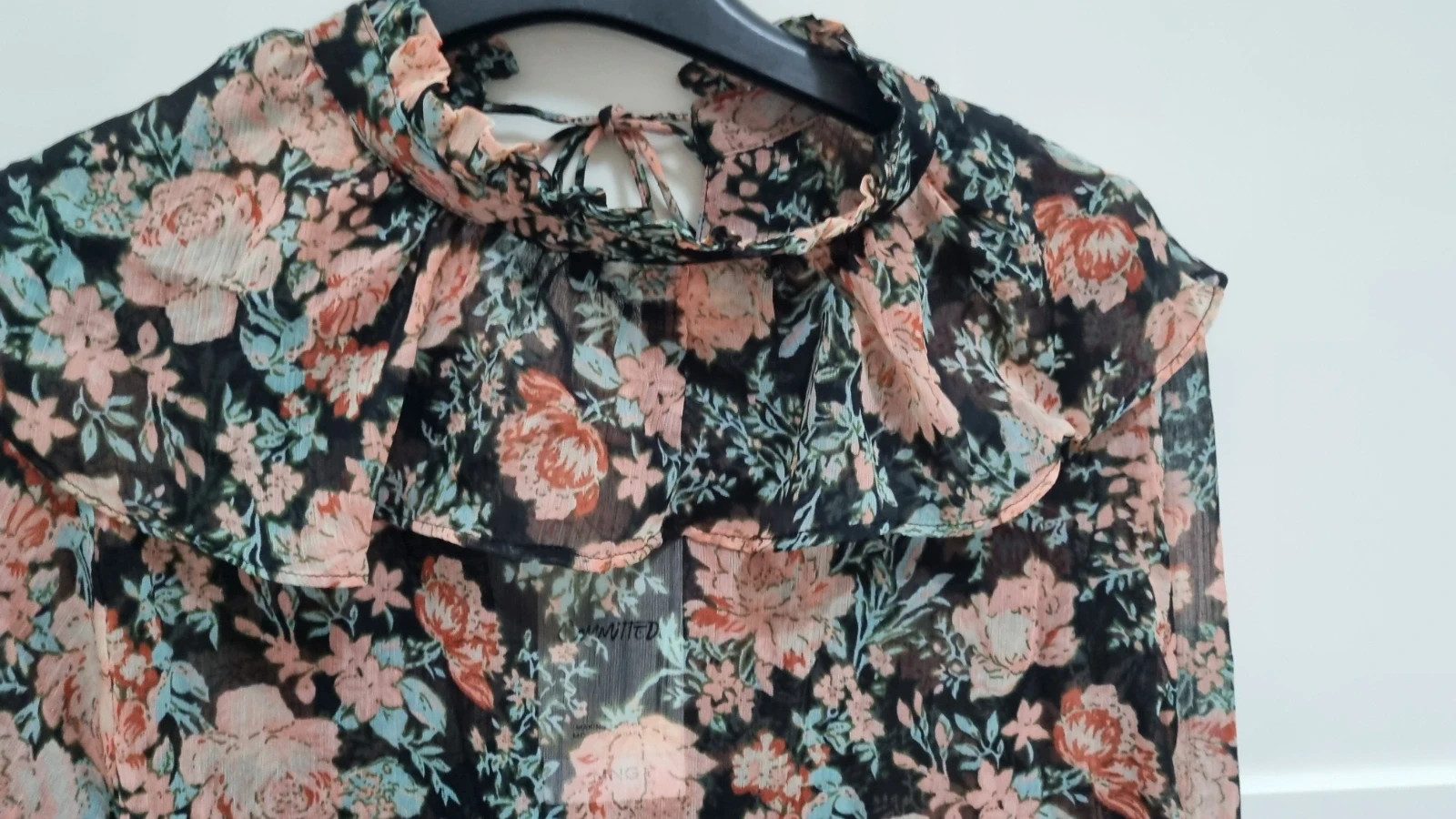 🌷Blusa estampado Flores Mango 🌷 – Mango – taille S / 36 / 8 4