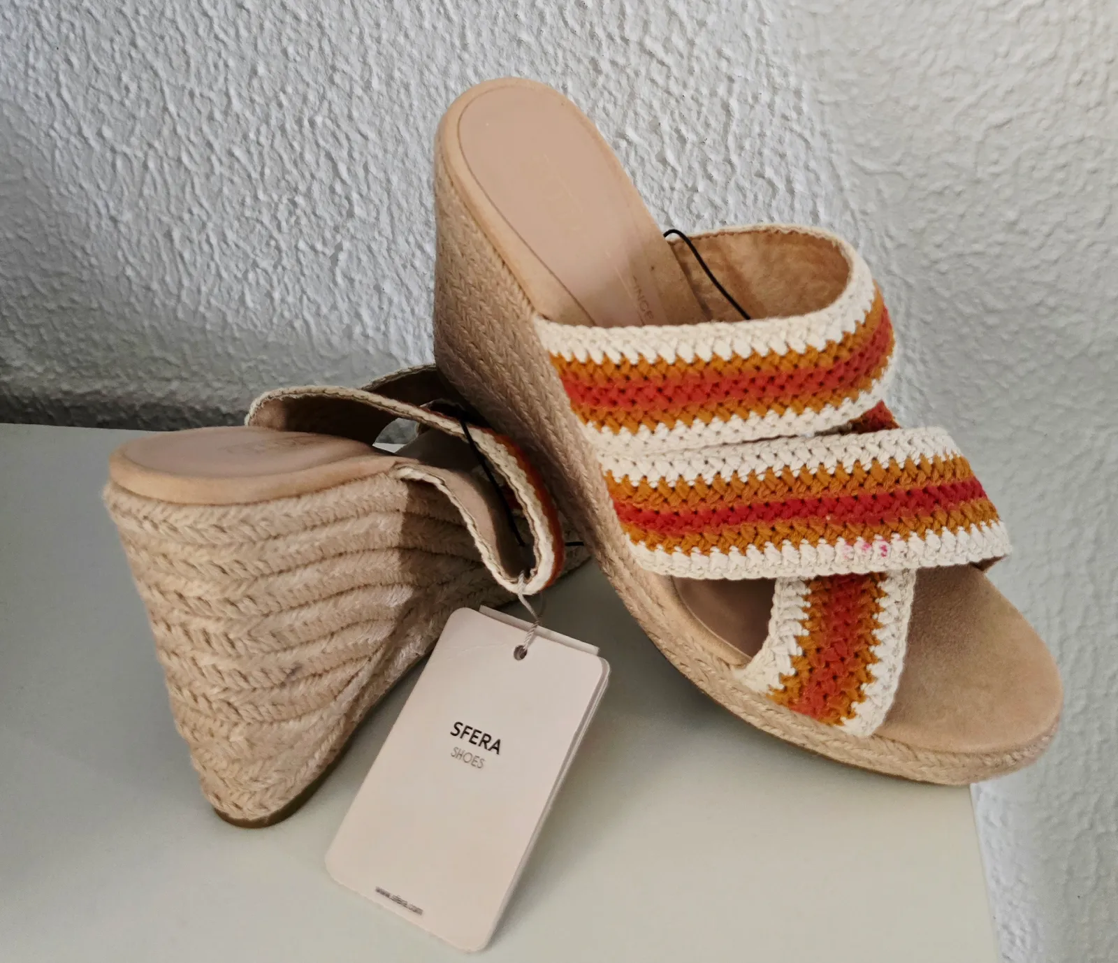 Sandalias de crochet con cuña – SFERA – taille EU 37 2