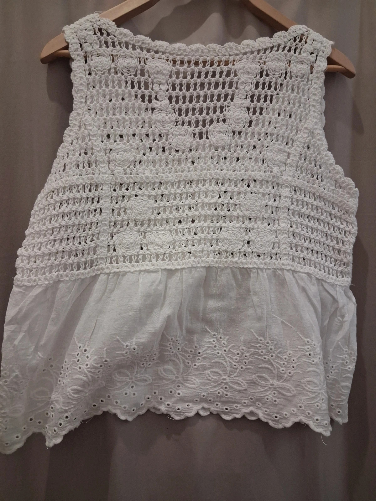 Débardeur blanc broderie crochet – Made In Italy – taille Taille unique 3