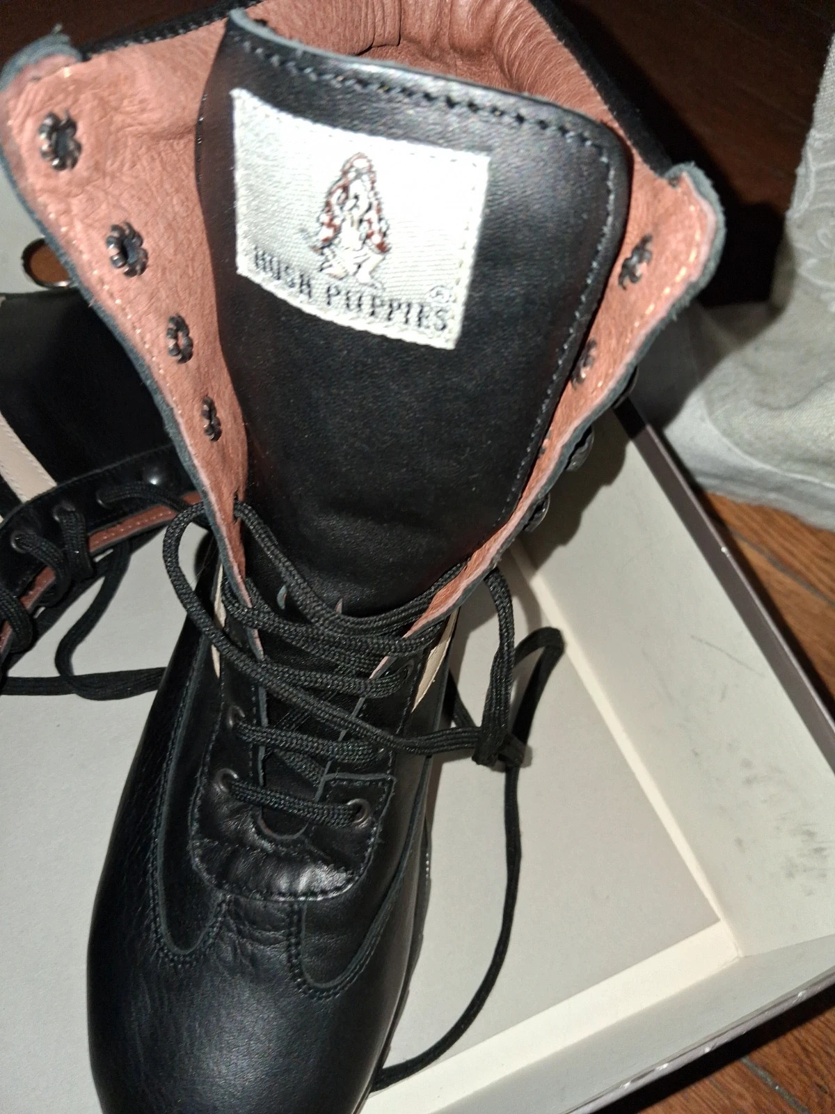 Bottines cuir noir neuf authentique Hush puppies