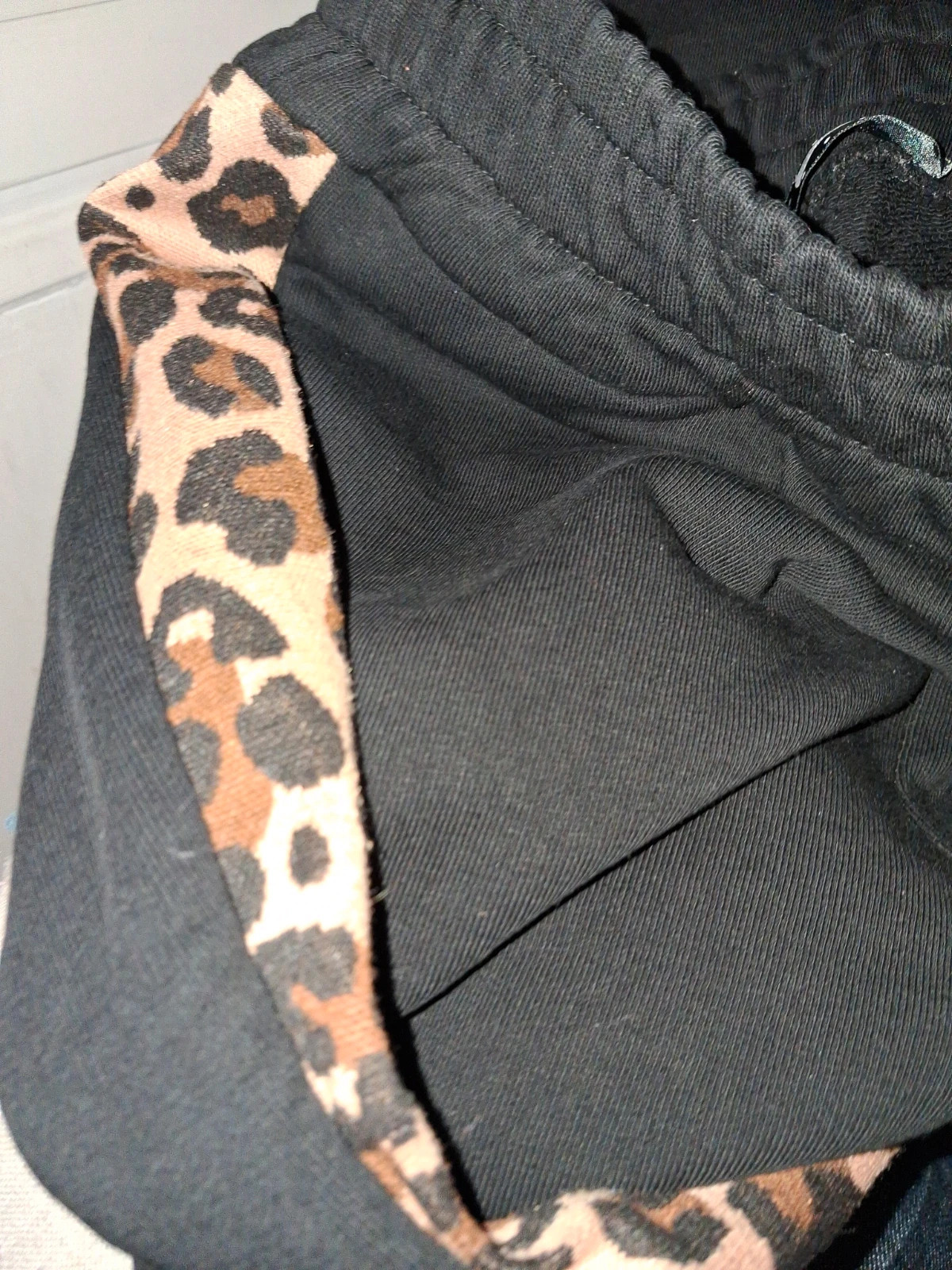 Pantajogg noir léopard Sequins – taille Taille unique 2