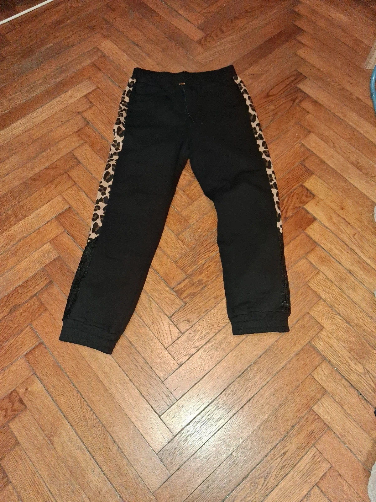 Pantajogg noir léopard Sequins – taille Taille unique 5