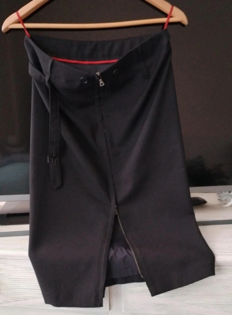 Jupe crayon noire Prada authentique – Prada – taille L / 40 / 12 5