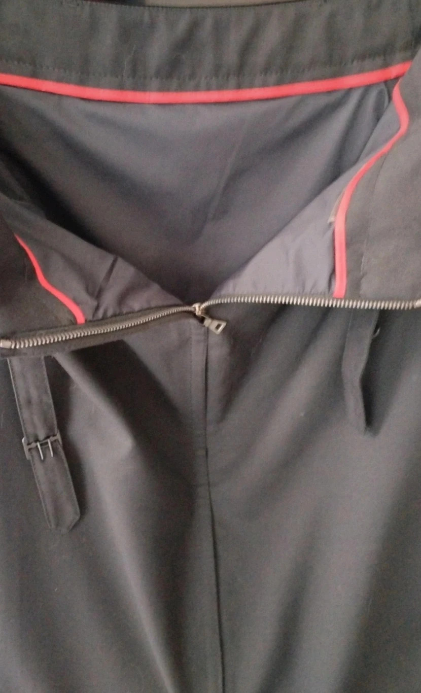 Jupe crayon noire Prada authentique – Prada – taille L / 40 / 12 4
