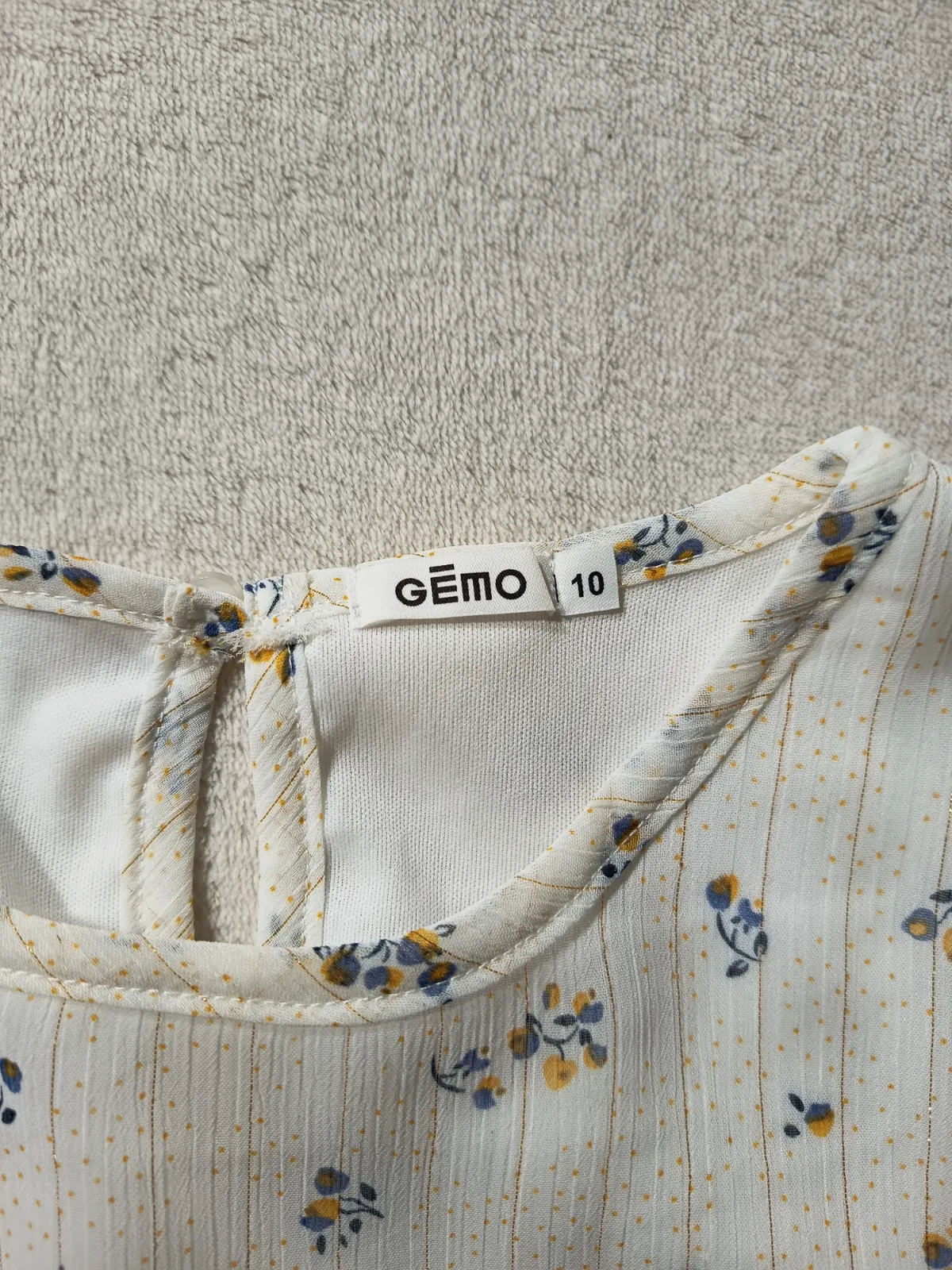 Blouse fluide à fleurs Gémo taille 10 ans – Gémo – taille 10 ans 2