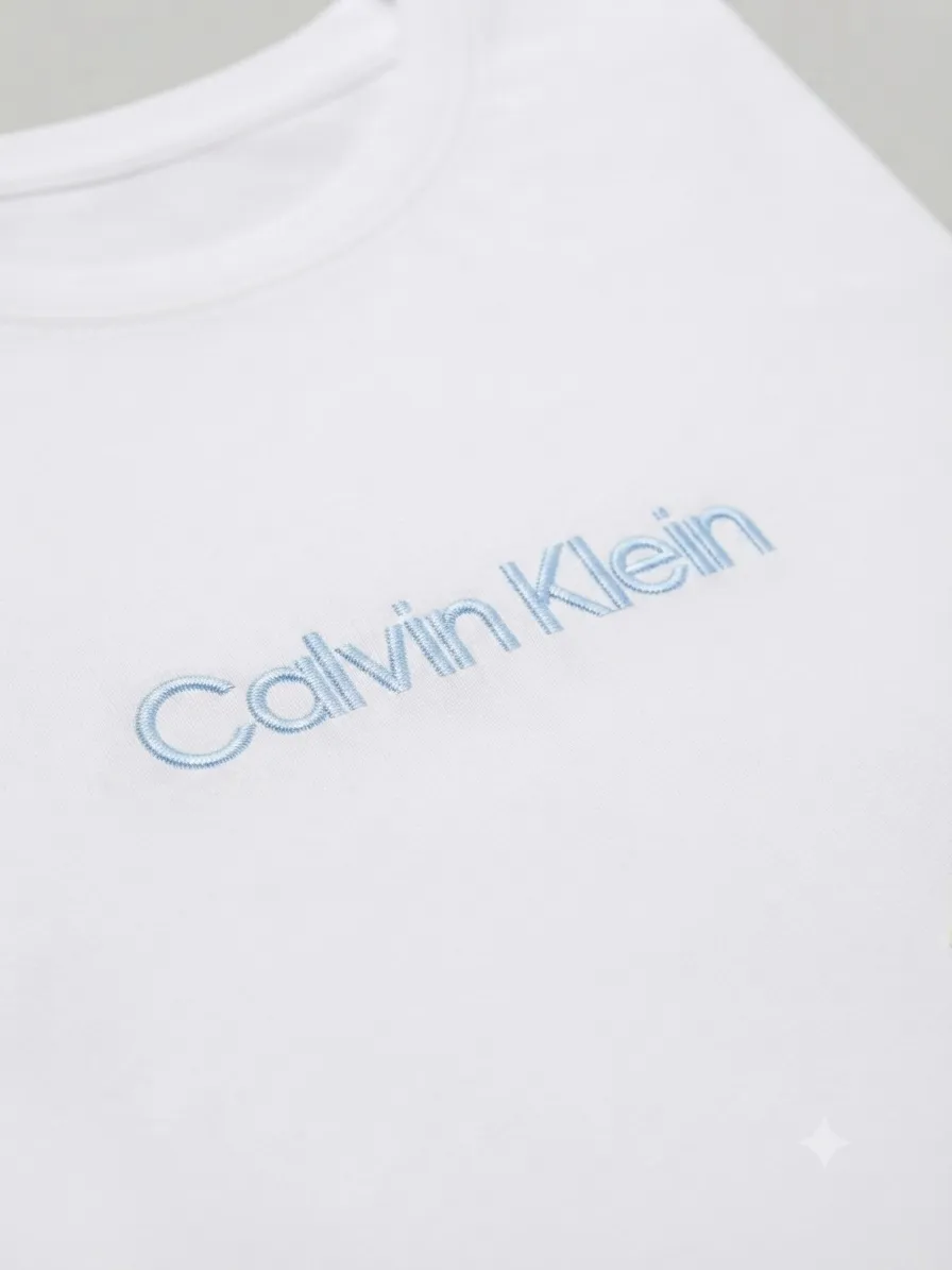 T shirt calvin klein neuf 4