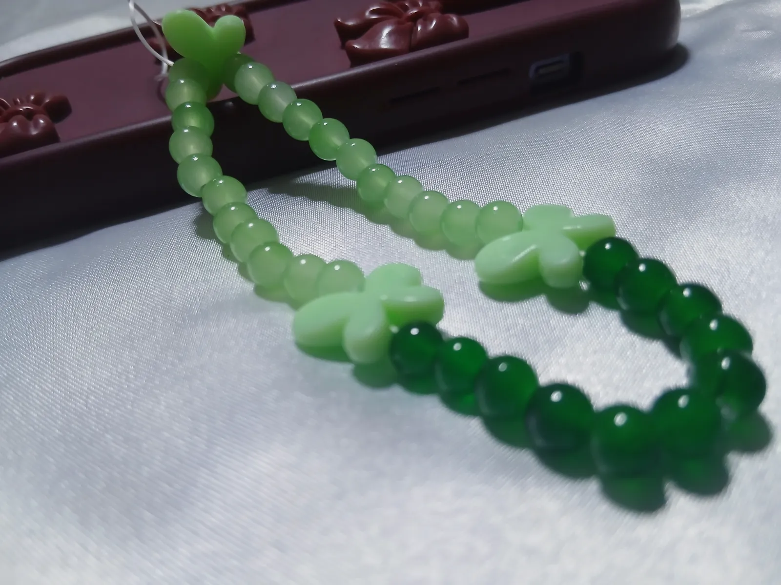 Charme phone tasbih papillon Nour 16 – Fait main 3
