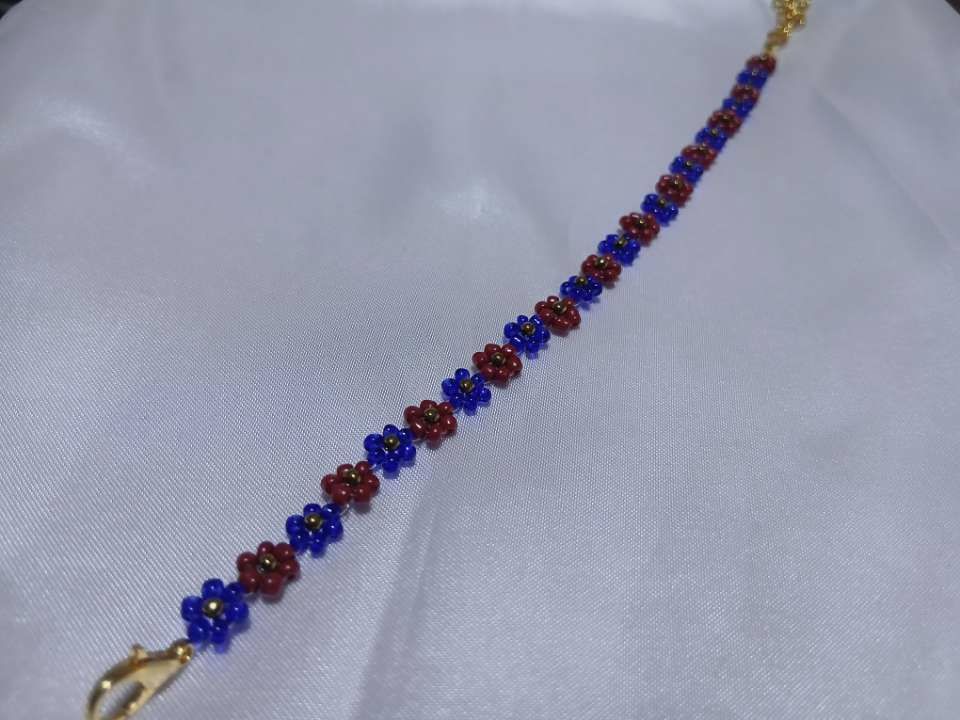 Bracelet perles fleurs faites main – Fait main – taille Taille unique 4