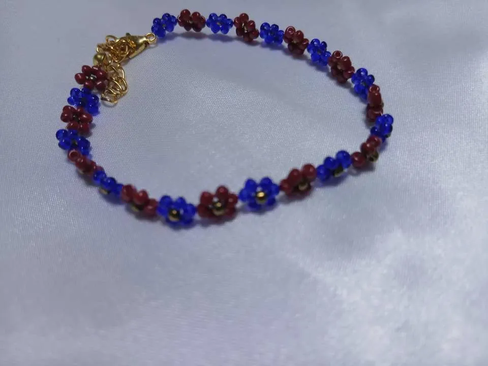 Bracelet perles fleurs faites main – Fait main – taille Taille unique 7