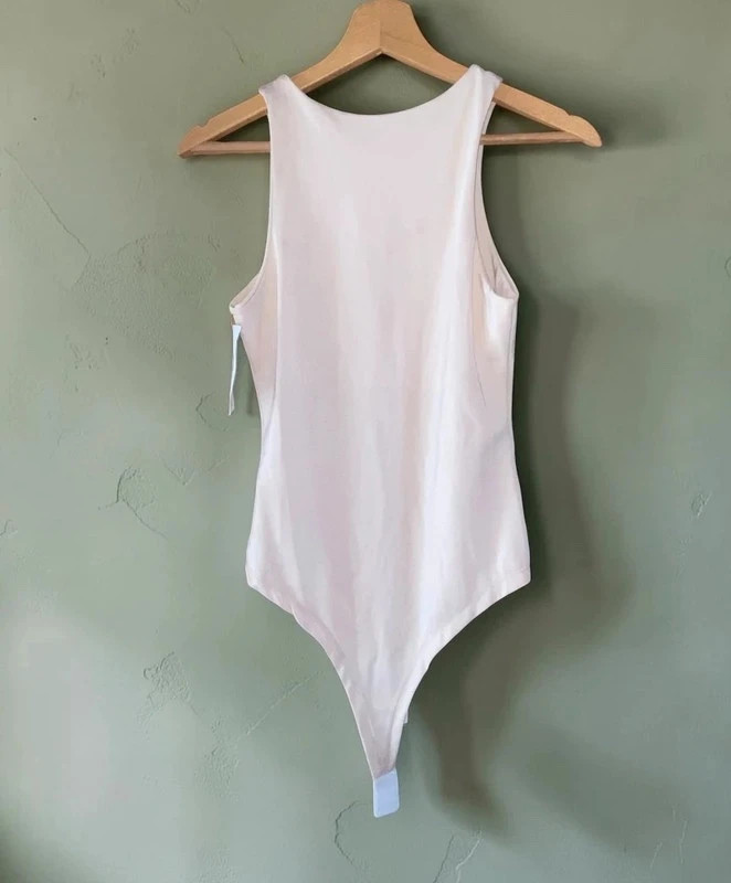 Magnifique body crème/écru - élégant et intemporelle – les copines made italy – taille XS / 34 / 6 2