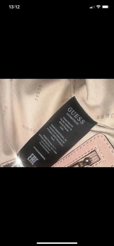 Sac à main Guess rose poudré matelassée – GUESS 3