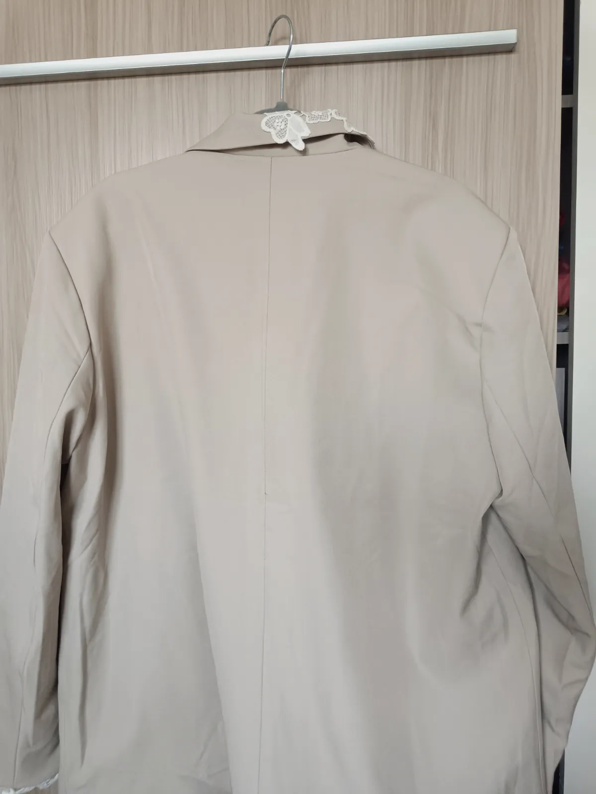Americana beige Koolook con detalles de encaje – Koolook – taille M 4