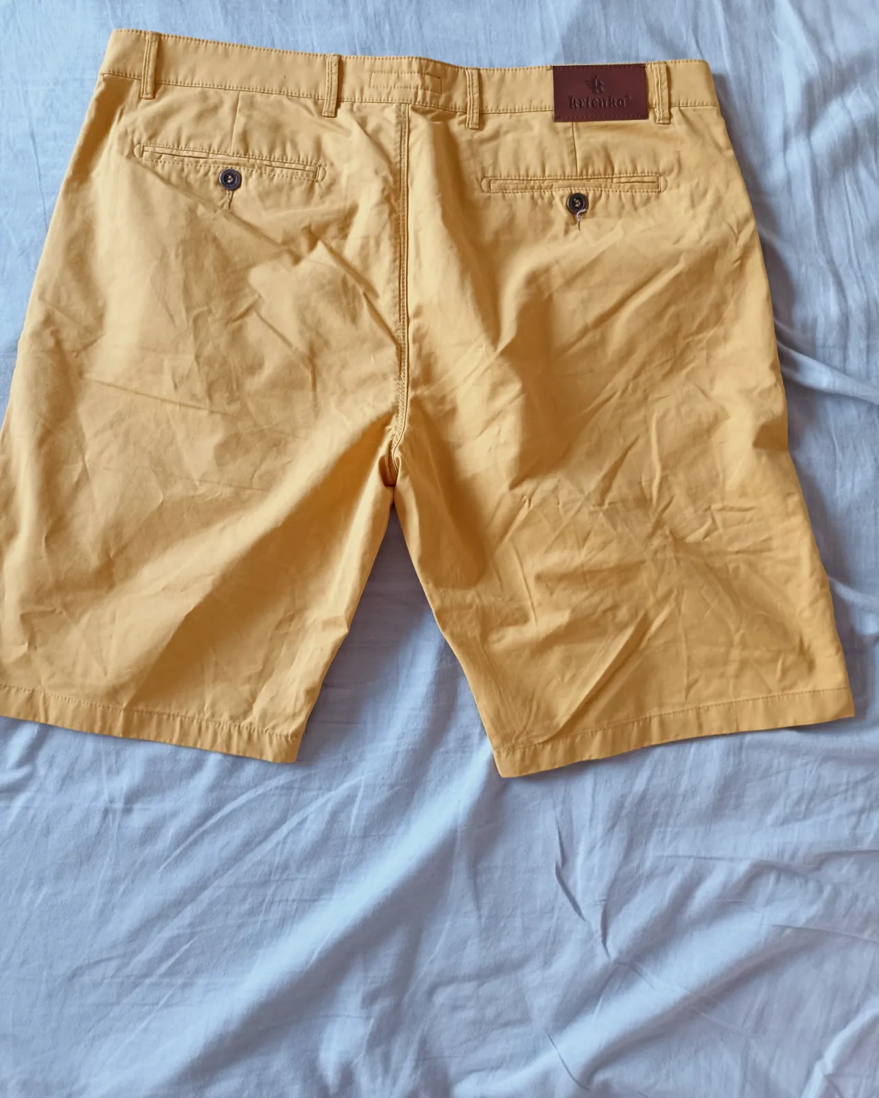 Pantalón corto chino Krienko mostaza – krienko – taille XXL 5