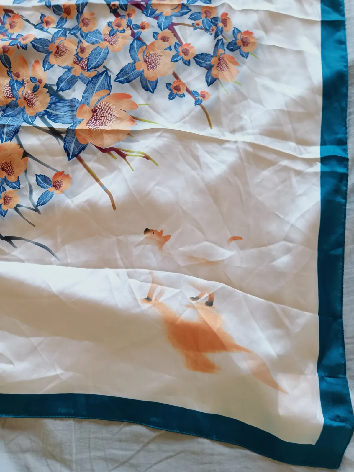 Pañuelo de seda floral y estampado de zorro – Virginia Blossoms – taille Taille unique 4