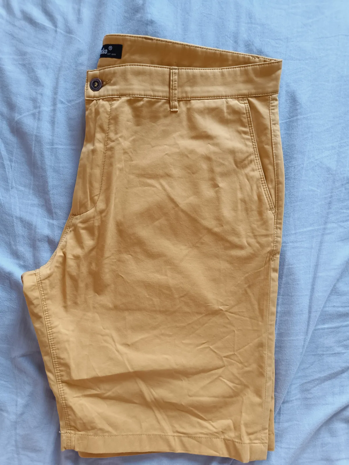 Pantalón corto chino Krienko mostaza – krienko – taille XXL 6