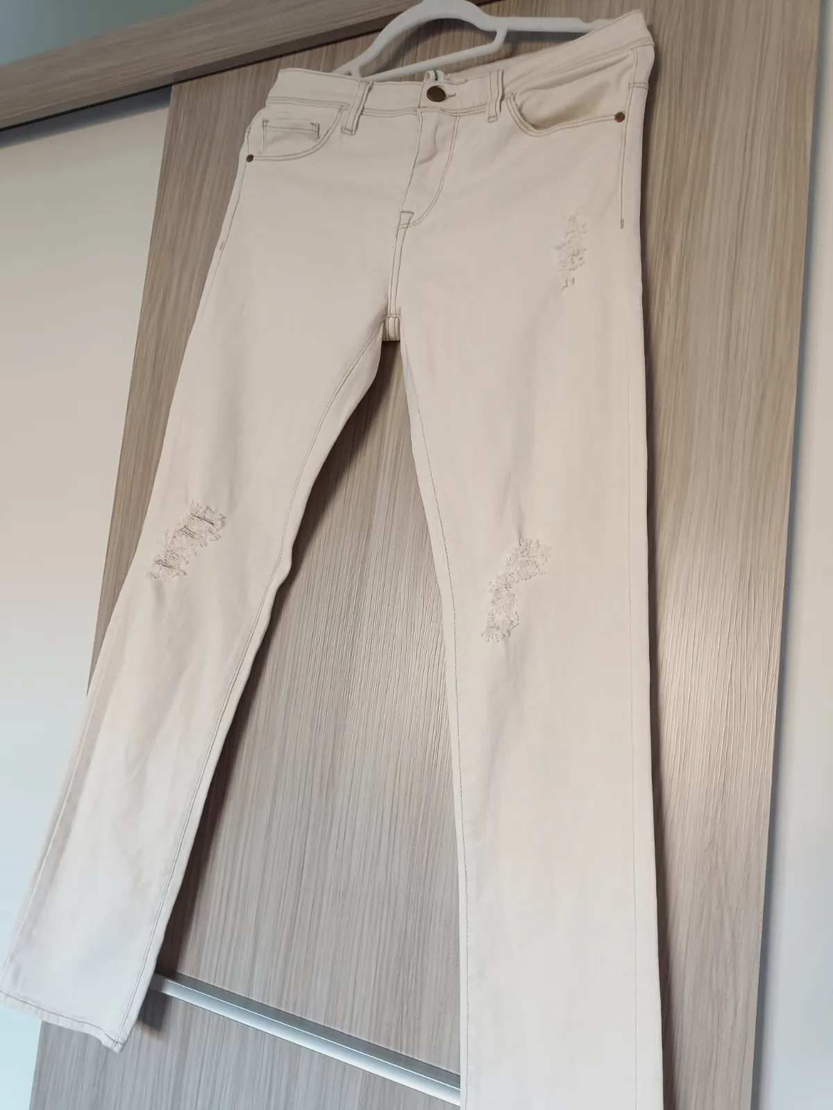 Vaqueros blancos de efecto desgastado – Acquaverde – taille 36 3