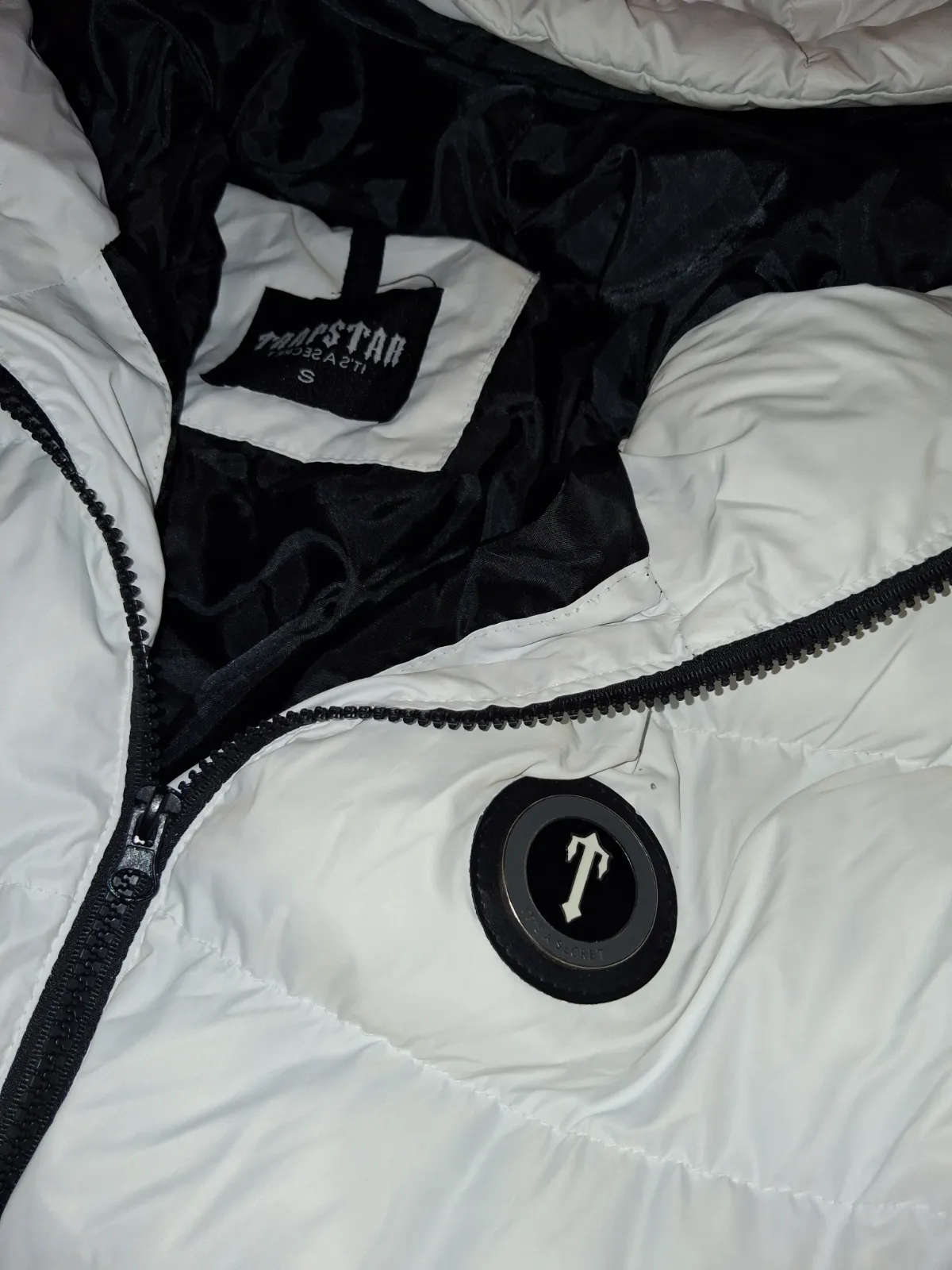 Doudoune à capuche Trapstar blanche taille S – Trapstar – taille S 4