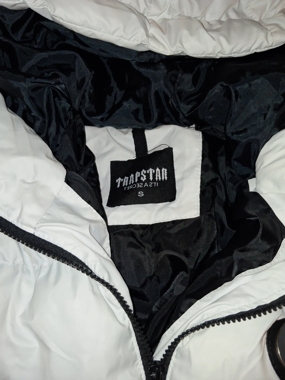 Doudoune à capuche Trapstar blanche taille S – Trapstar – taille S 3
