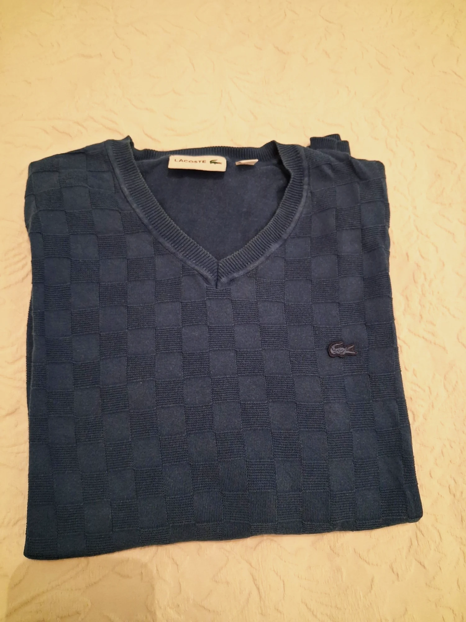 Pull col V en maille bleu Lacoste taille XS