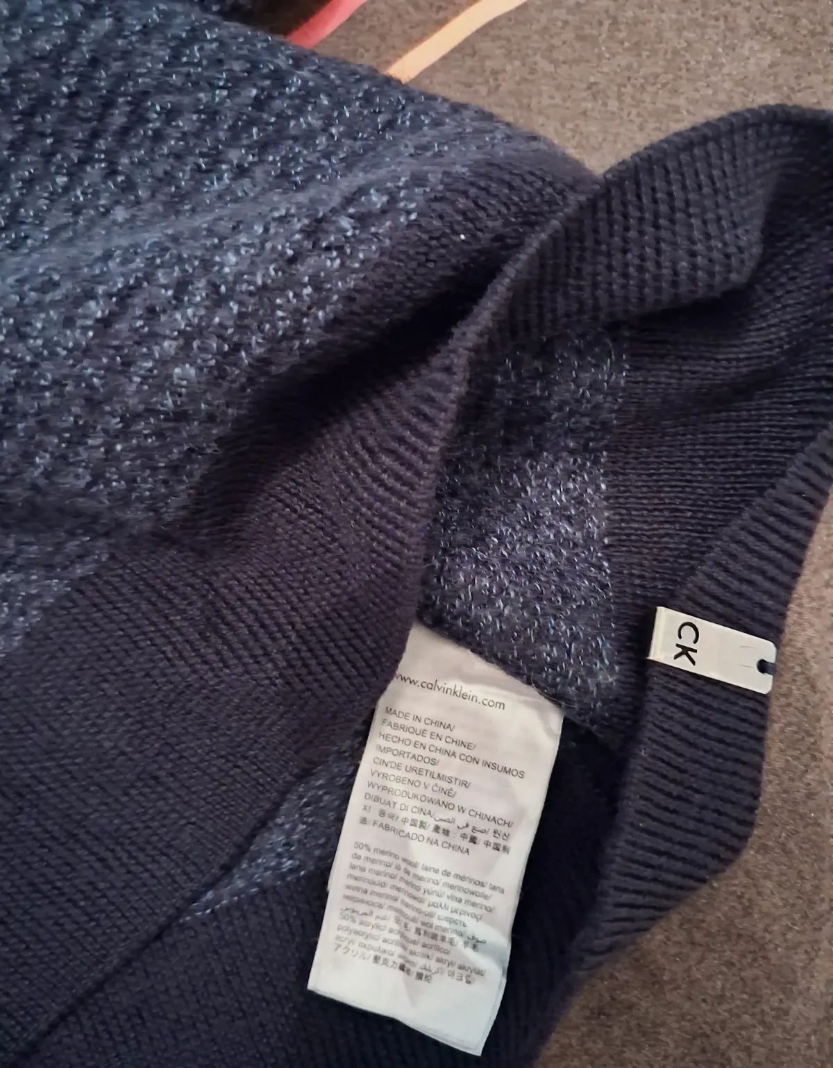 Pull col zippé Calvin Klein taille XL – Calvin Klein – taille XL 3