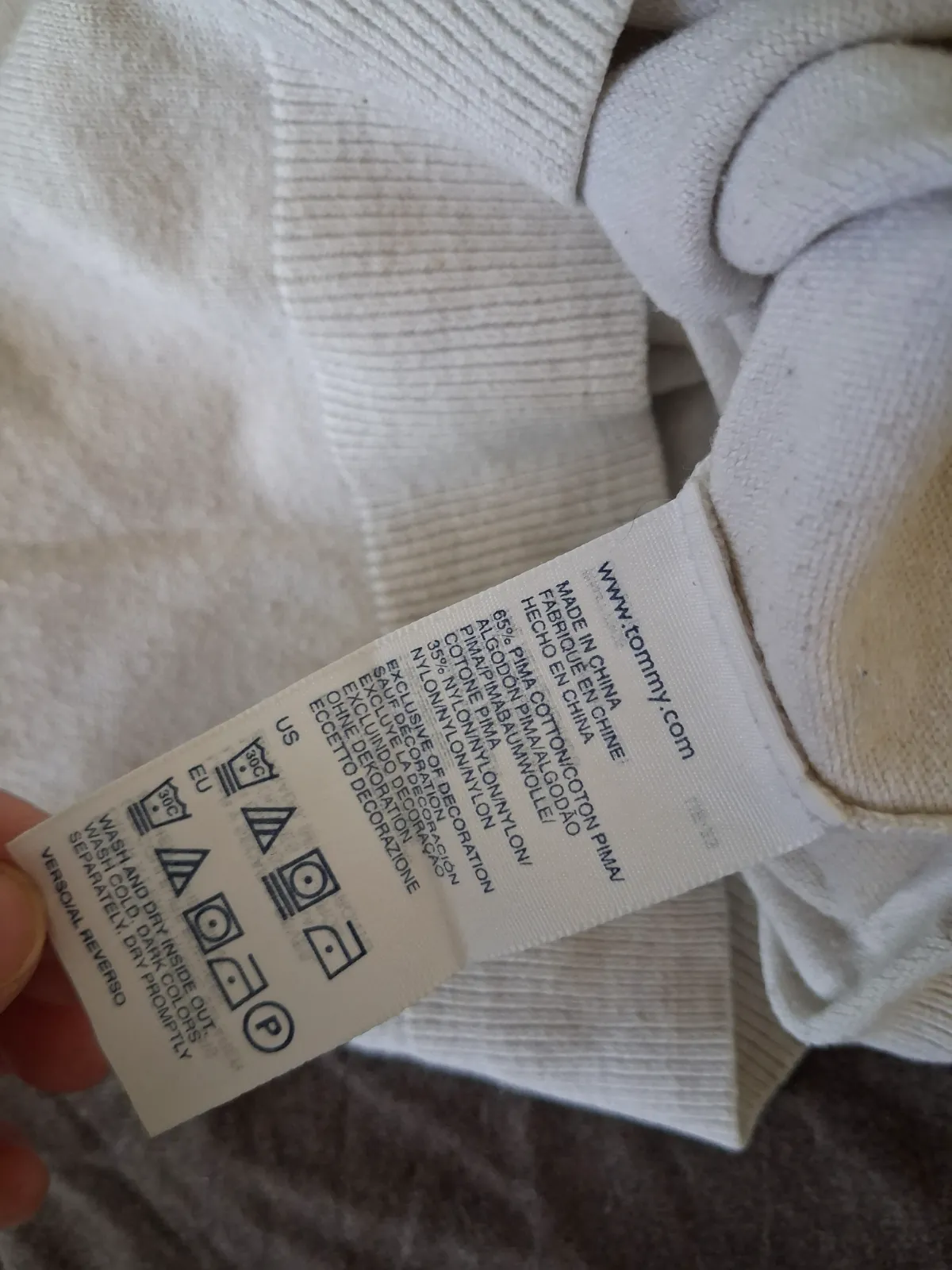 Pull col V en coton Pima Tommy Hilfiger beige – Tommy Hilfiger – taille M 5