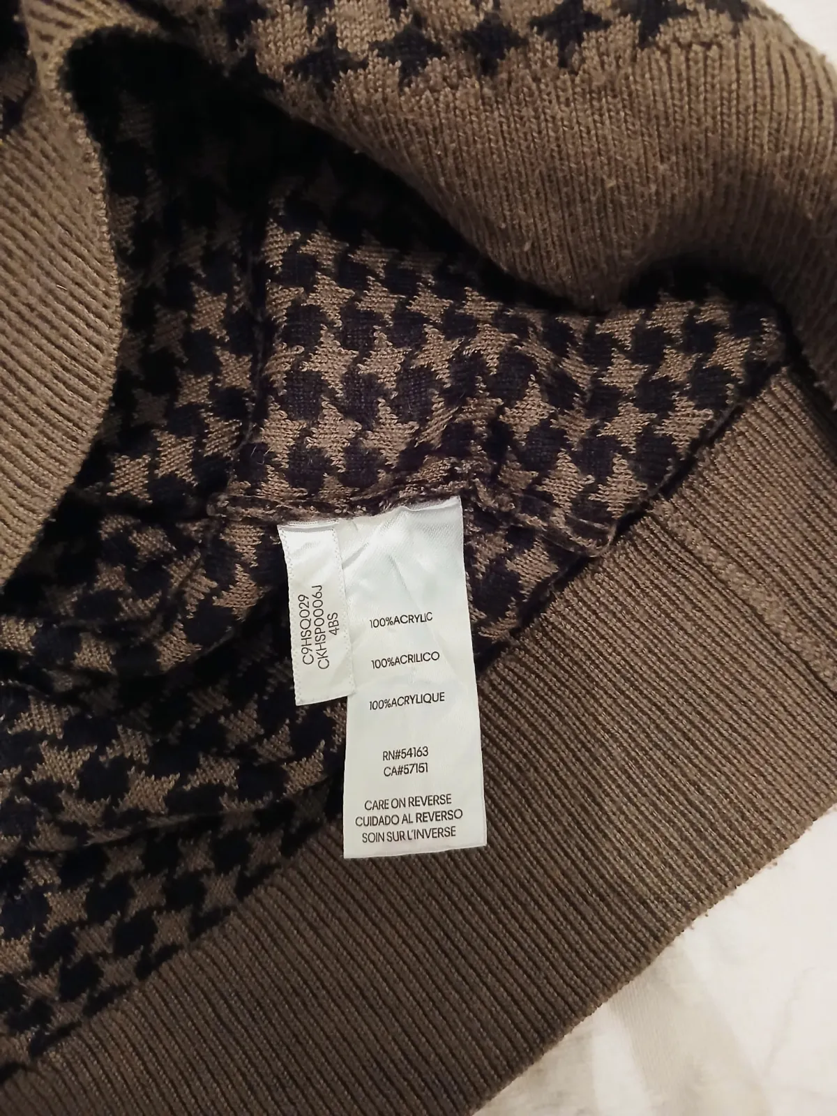 Pull col montant Calvin Klein motif pied-de-poule – Calvin Klein – taille S 3
