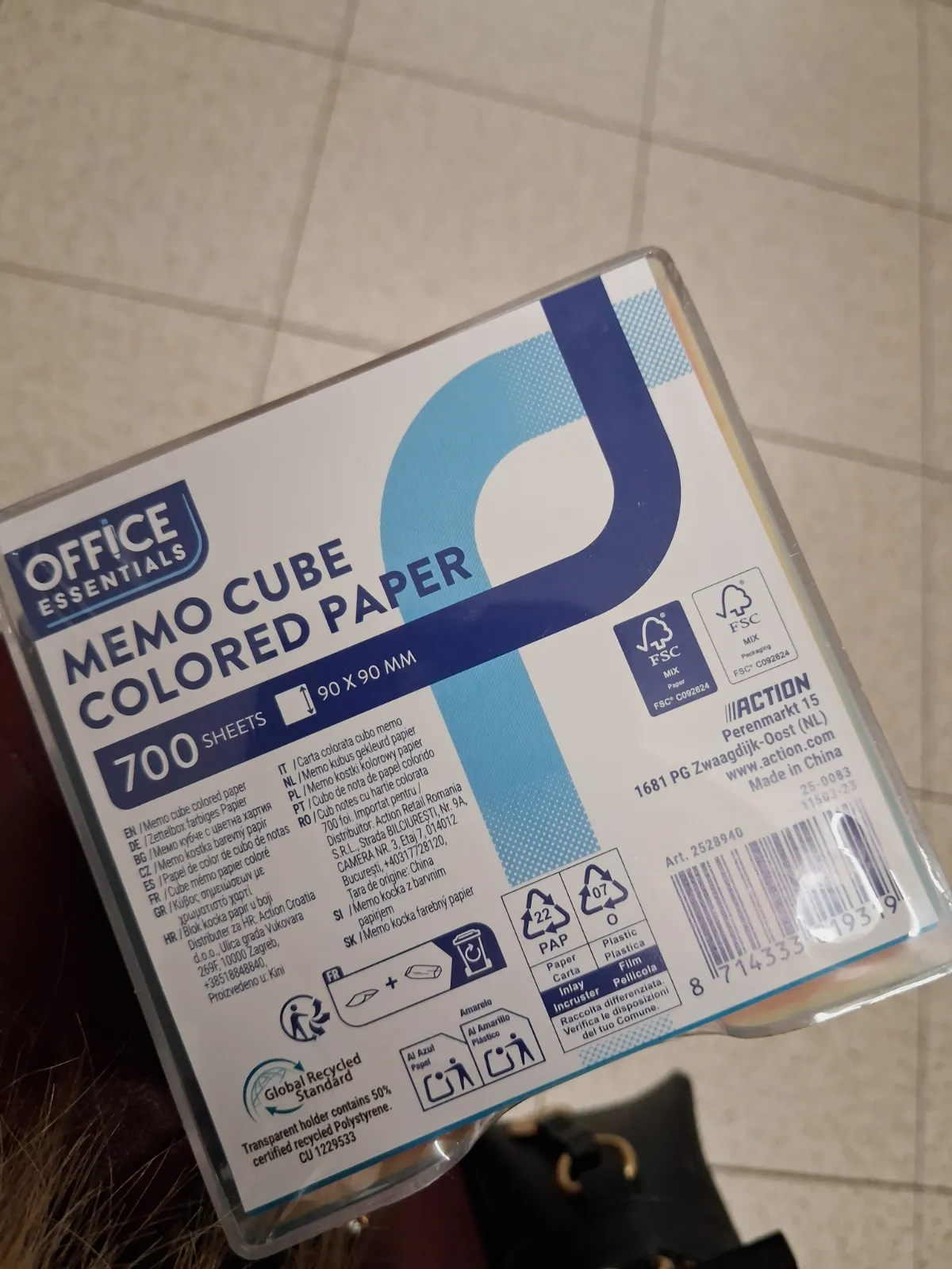 Bloc mémo papier coloré Office Essentials – Office Essentials 3