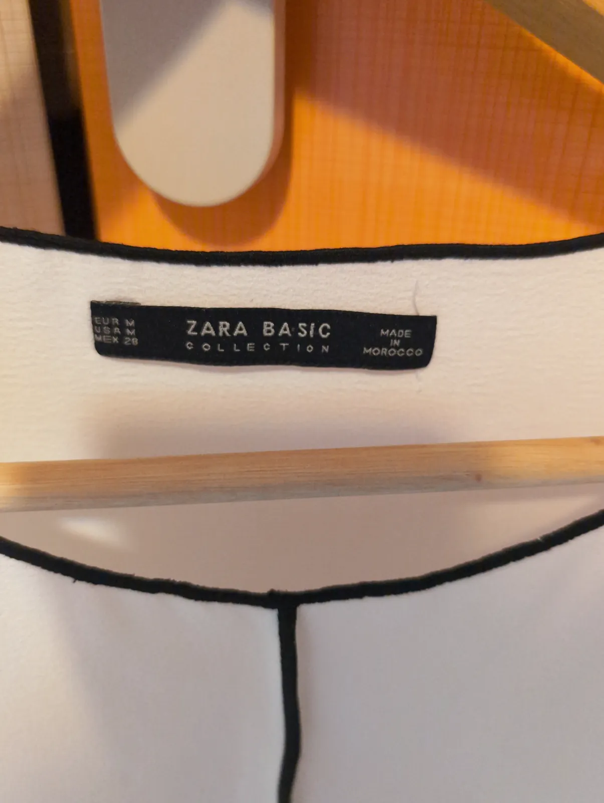 Blusa blanca Zara manga corta detalles negros – Zara – taille M 3