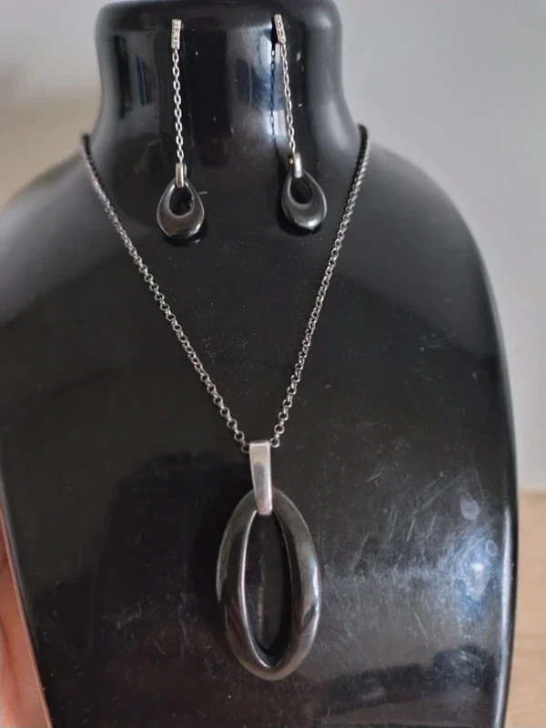 Ensemble bijoux