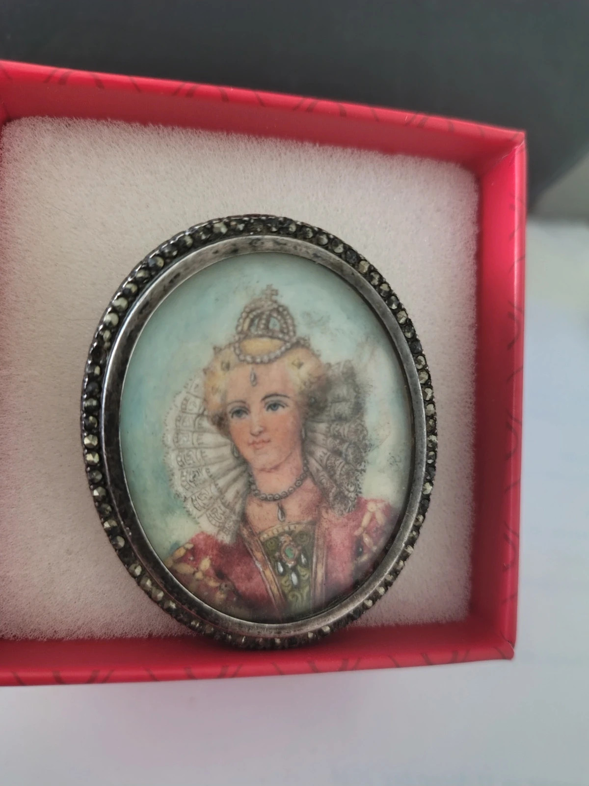 Broche