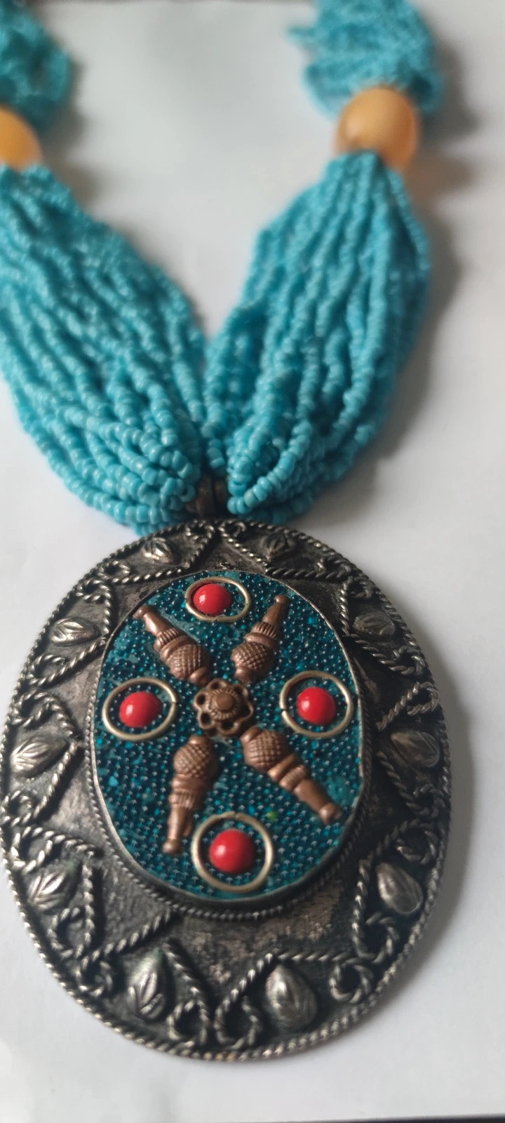 Collier 2