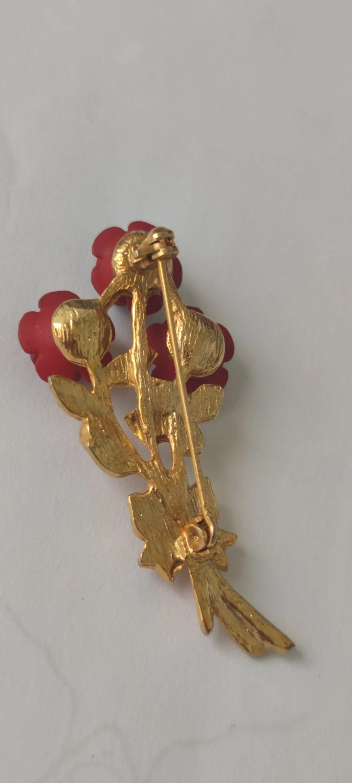 Broche 5
