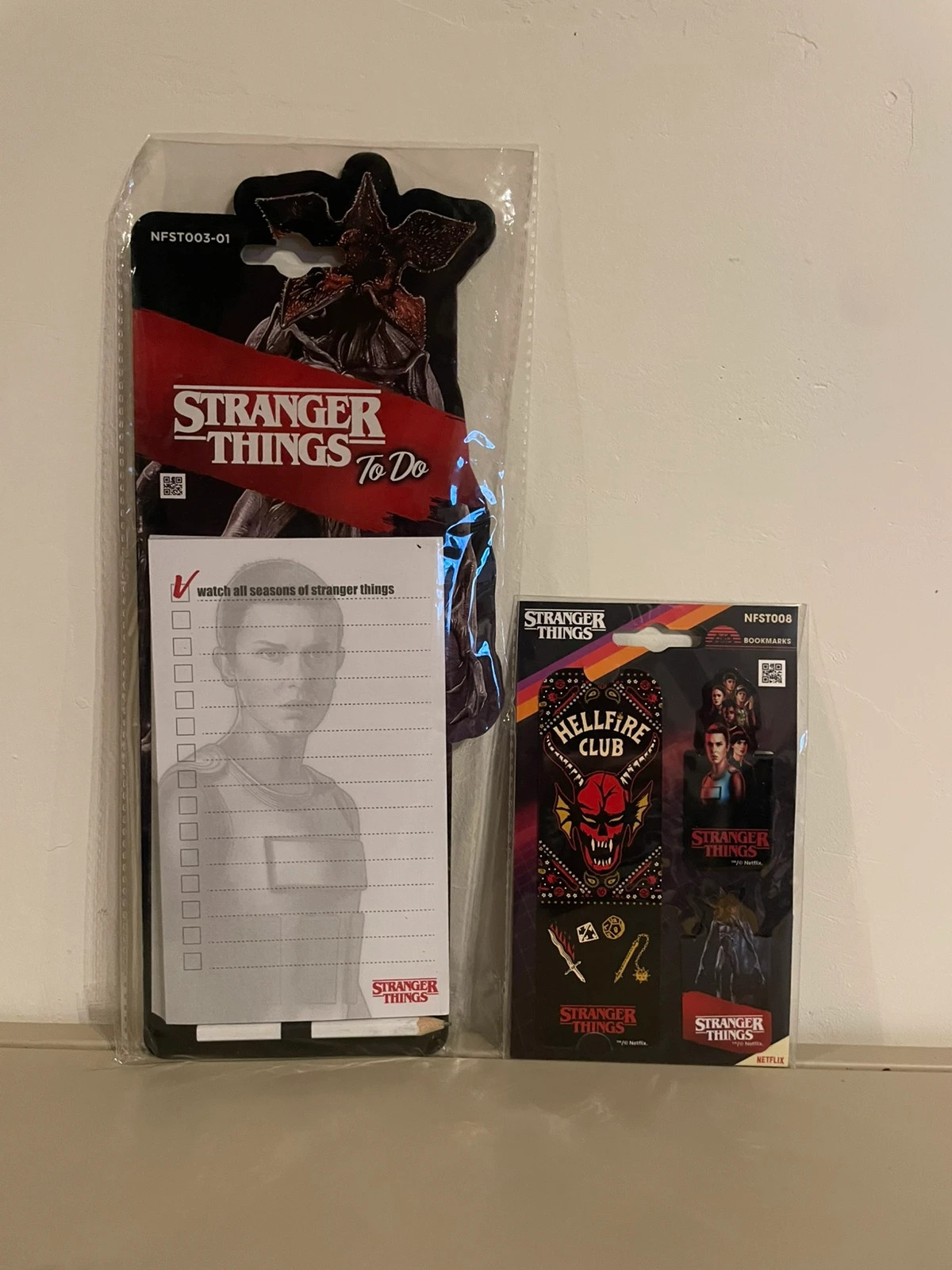 Lot Stranger Things
