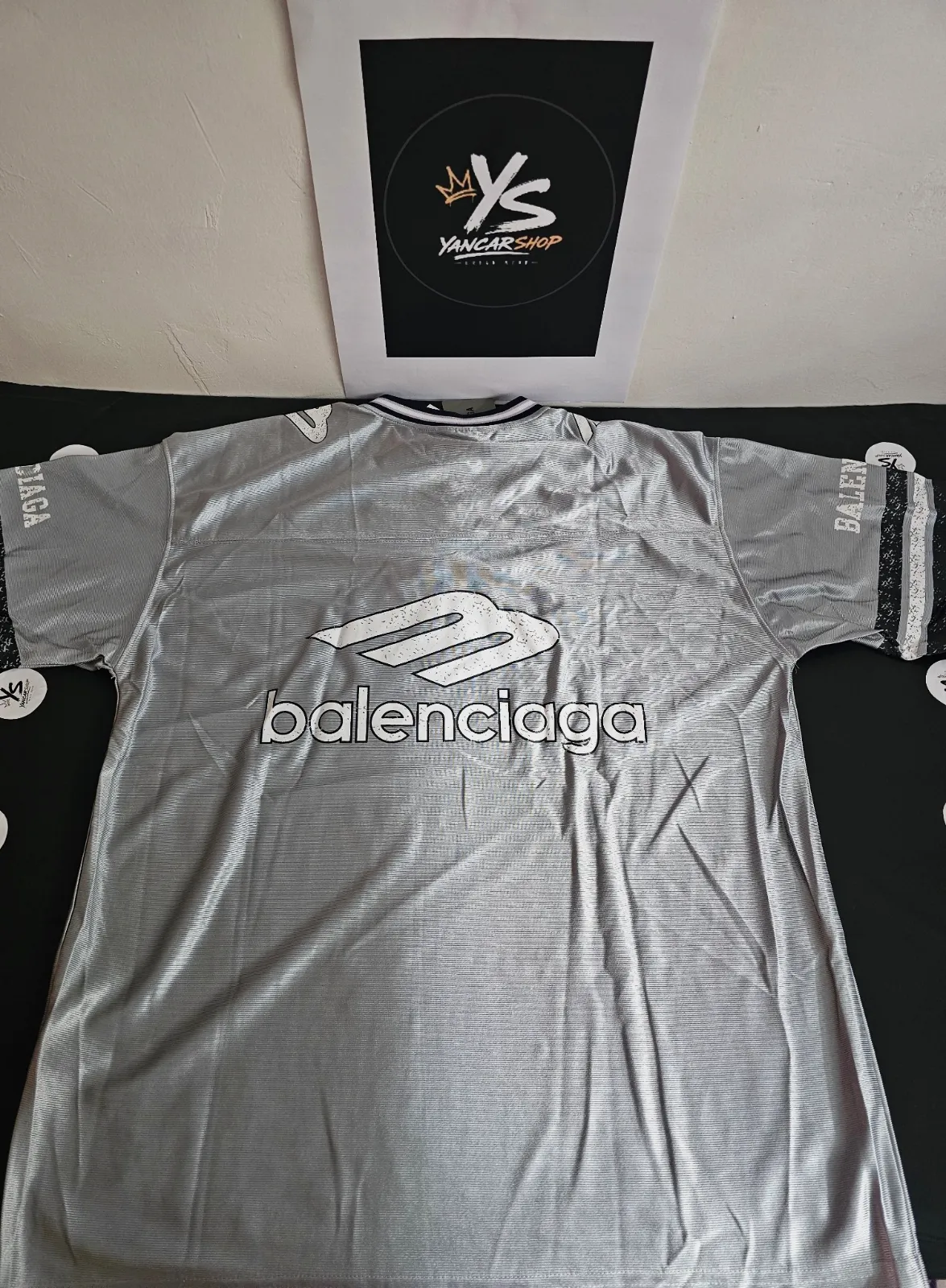 Camiseta balenciaga – Balenciaga – taille L 2