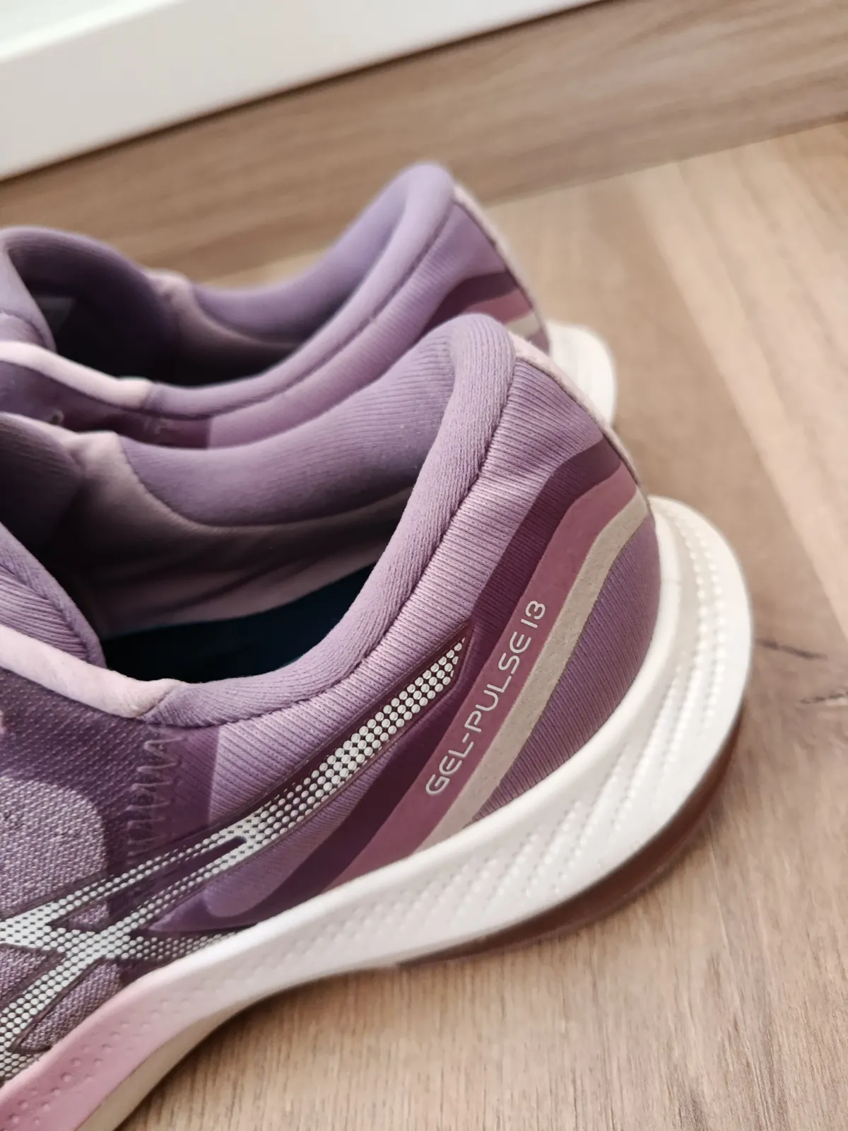 Zapatillas Asics talla 42 '5 2