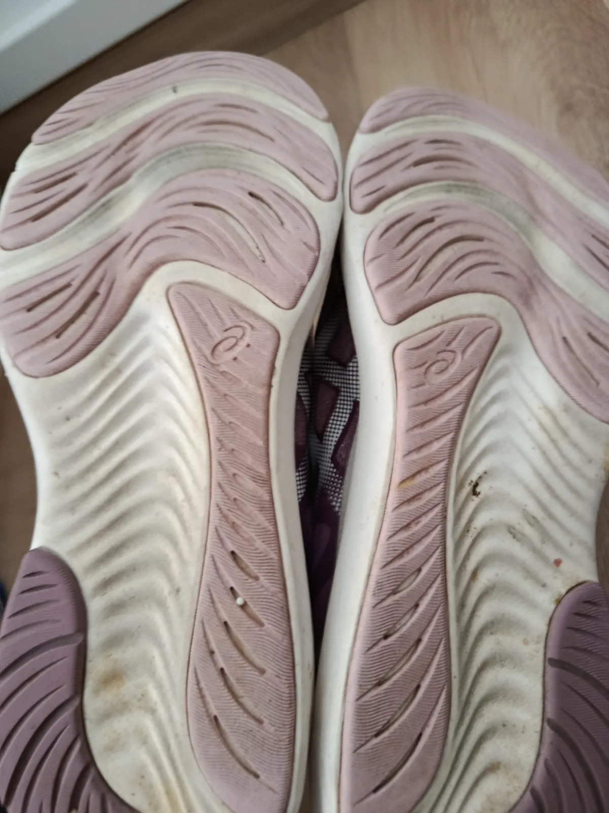 Zapatillas Asics talla 42 '5 6