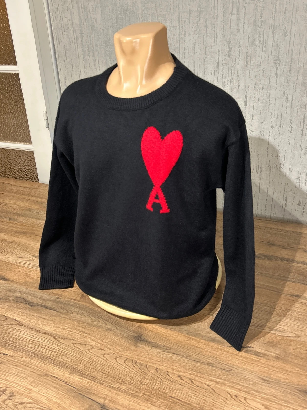 Pull Ami Paris Ami De Coeur Noir Intarsia Rouge Laine Tricot Designer – Ami Paris – taille M 2