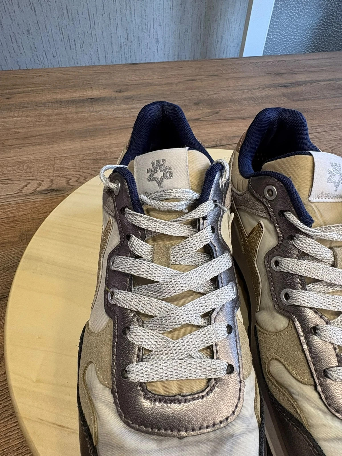 Baskets W6YZ Wizz Paillettes Etoile Doree et Bronze Taille 40 Sneakers Femmes – W6YZ – taille 40 4
