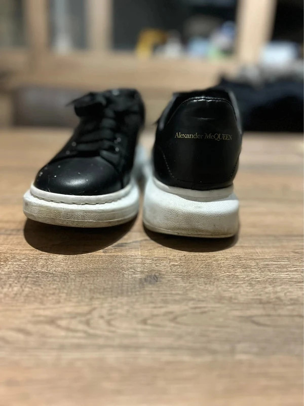 Baskets Alexander McQueen Oversized Noir & Semelle Blanche Taille 43 Cuir – Alexander McQueen – taille 43 4