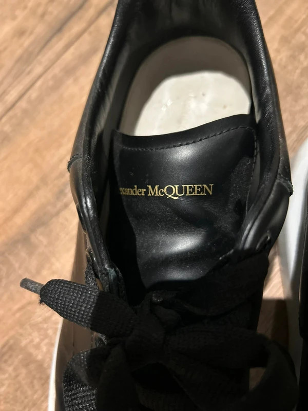 Baskets Alexander McQueen Oversized Noir & Semelle Blanche Taille 43 Cuir – Alexander McQueen – taille 43 5