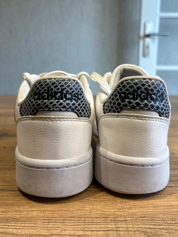 Baskets Adidas Rogera Blanc & Noir Taille 41 1/3 Sneakers Cuir FY8884 – adidas – taille 41 5