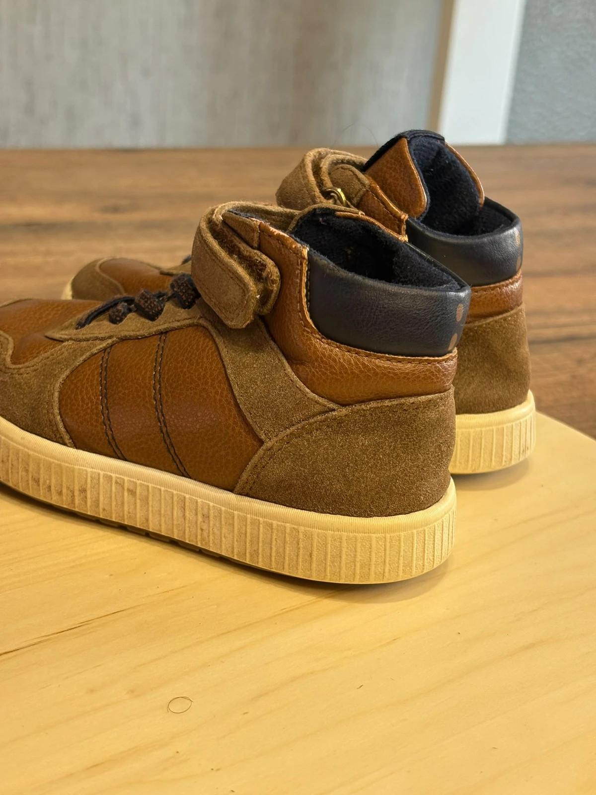 Baskets Montantes Okaidi Cuir et Daim Marron Taille 27 Chaussures Enfant – Okaïdi – taille 27 5