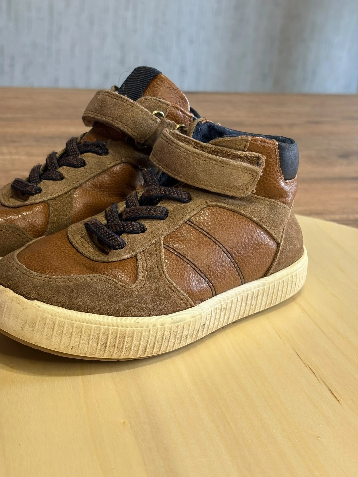 Baskets Montantes Okaidi Cuir et Daim Marron Taille 27 Chaussures Enfant – Okaïdi – taille 27 4