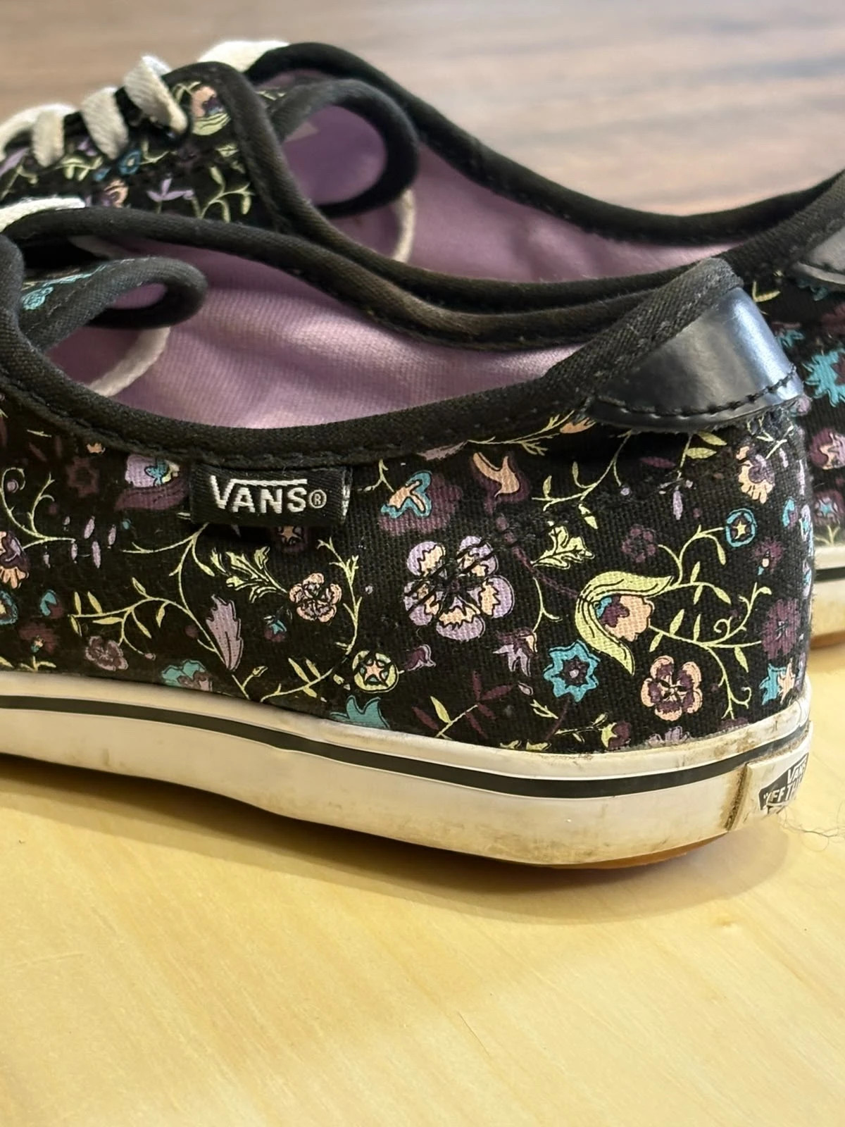 Baskets Vans Authentic Toile Imprime Floral Fleurs Noir & Violet Taille 38 – Vans – taille 38 5